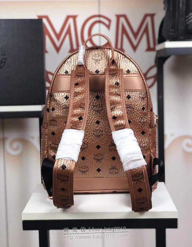 MCM雙肩背包 原單 5927小號 Gunta“M”字形鉚釘背包 金屬鉚釘 MCM女背包  mdmc1135
